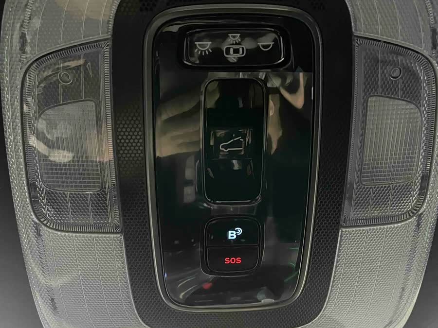 Hyundai Elantra 2023 car image #13