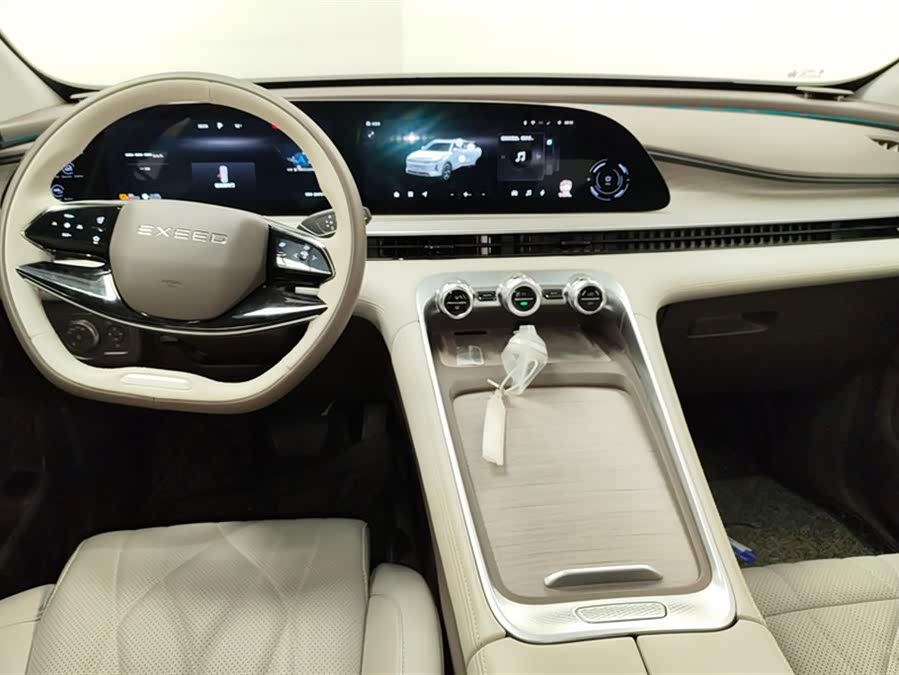 Exceed Yaoguang C-DM 2024 #13 Exceed Yaoguang C-DM 2024 car image #13