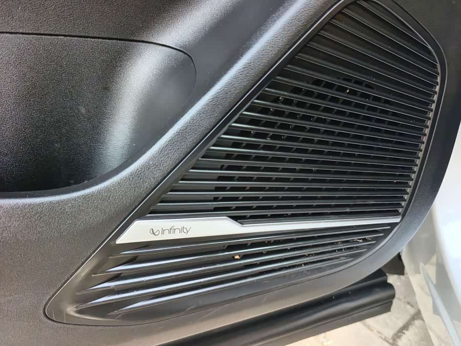 GEELY Boyue L 2022 car image #13