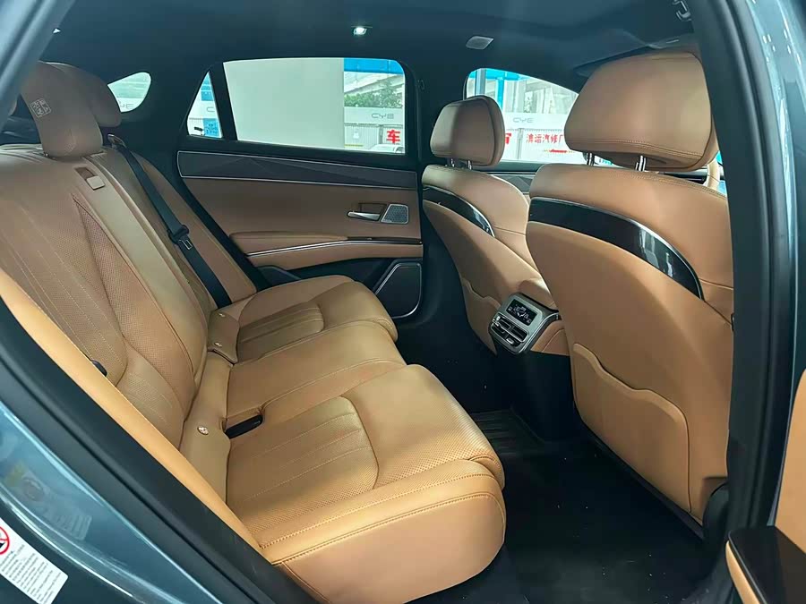 BYD HanL 2025 #13 BYD HanL 2025 car image #13