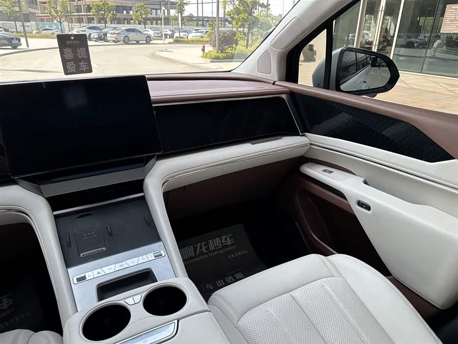 BYD Xia 2024 imagen de coche #13