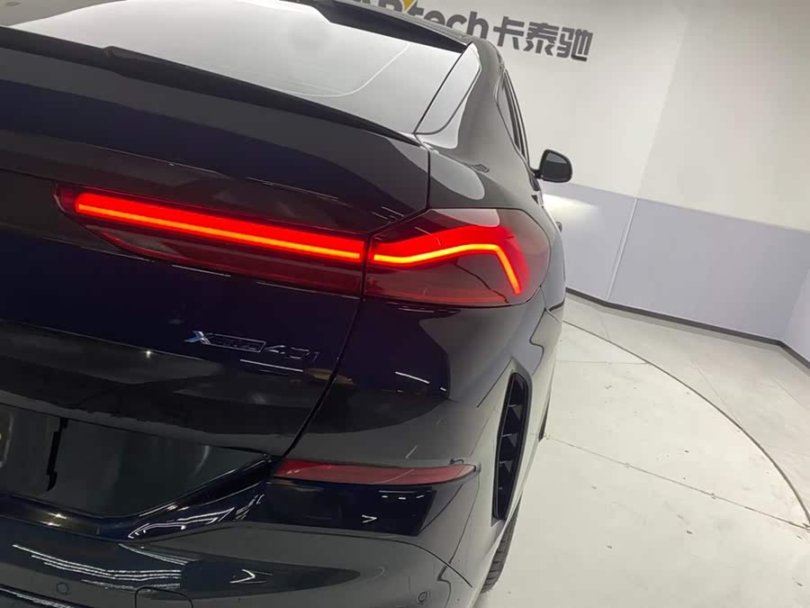 BMW X6 2021 car image #13