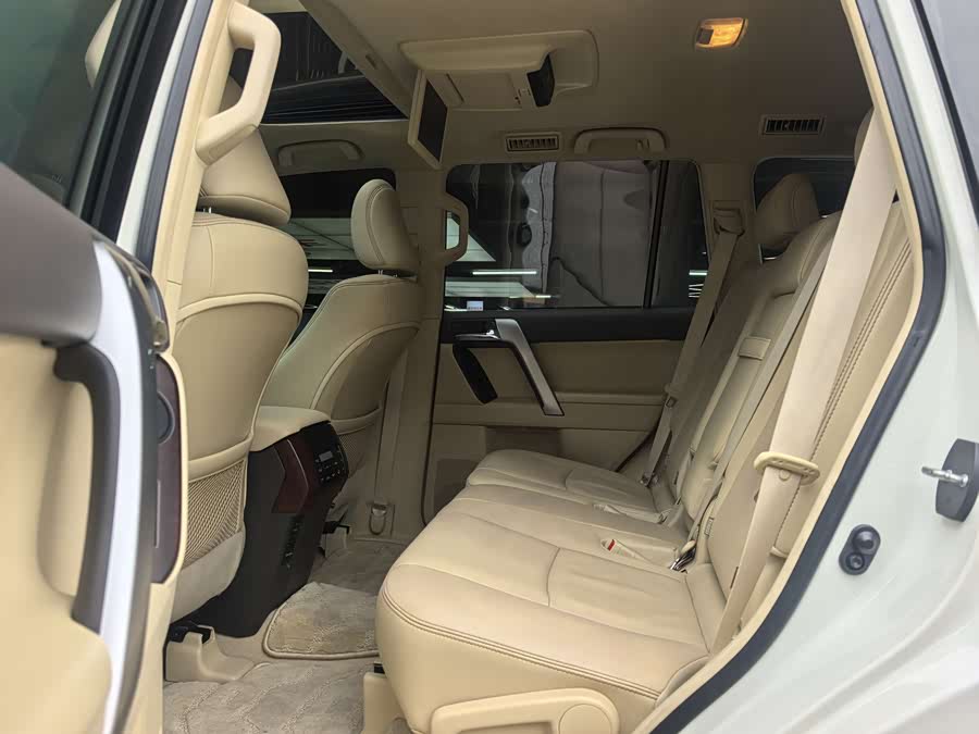 Toyota Land Cruiser Prado 2017 #13 Toyota Land Cruiser Prado 2017 car image #13