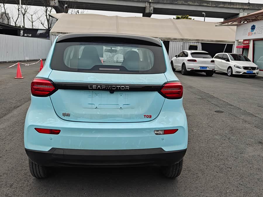 零跑汽车 零跑T03 2025 汽车图片 #13