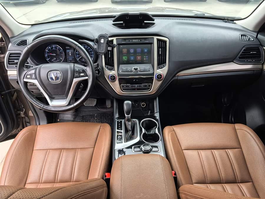 Changan CS95 2017 car image #13