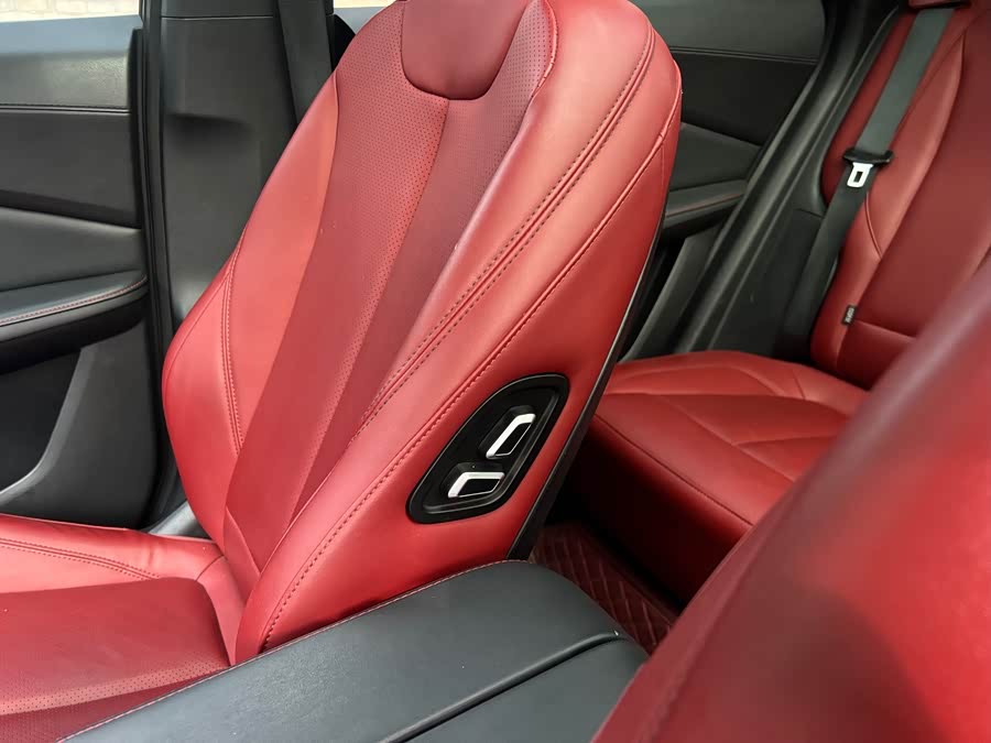 Forthing T5 EVO 2022 car image #13