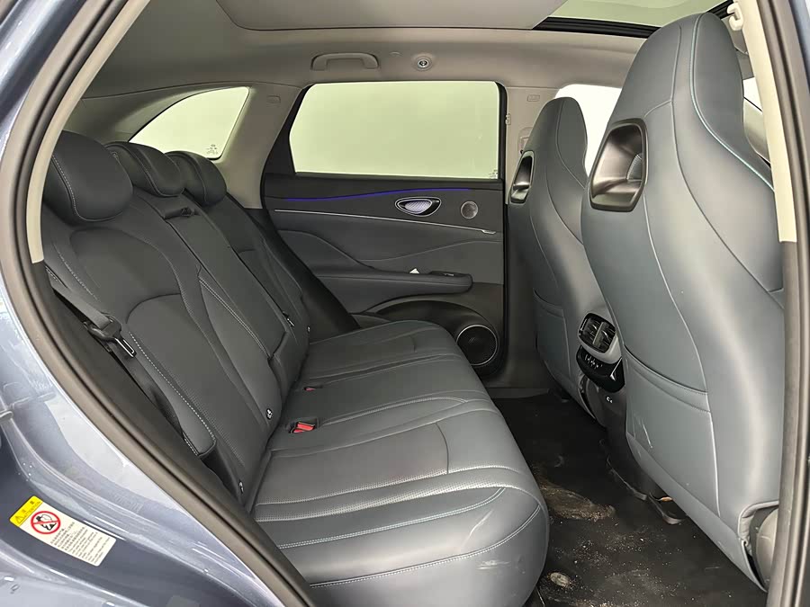 BYD Sea Lion 07 DM-i 2025 car image #13