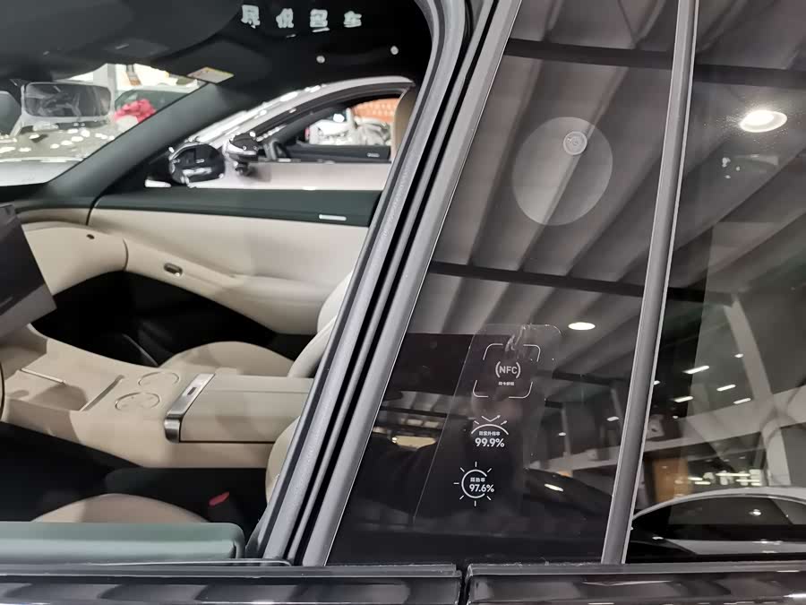 MI YU7 2025 car image #13