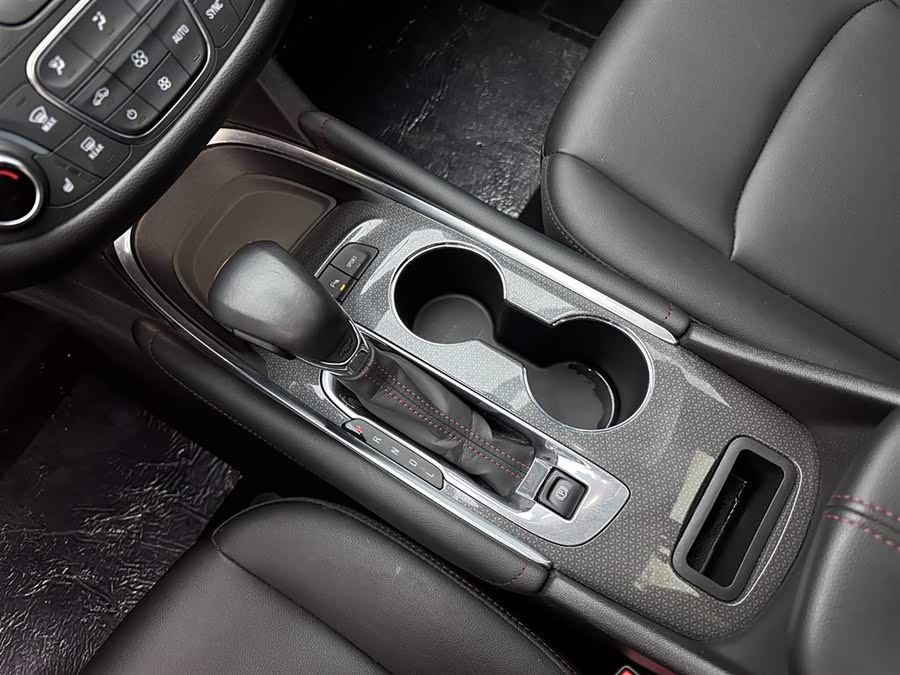 Chevrolet Malibu XL 2021 car image #13