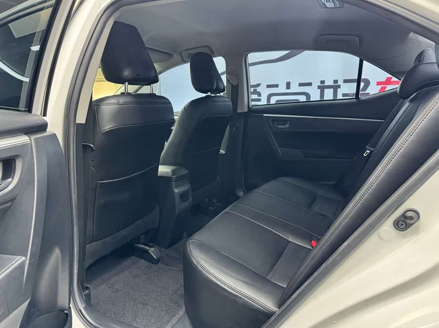 Toyota Corolla 2018 car image #13