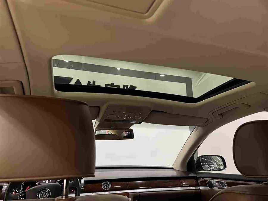 Volkswagen Pheaton 2016 car image #13