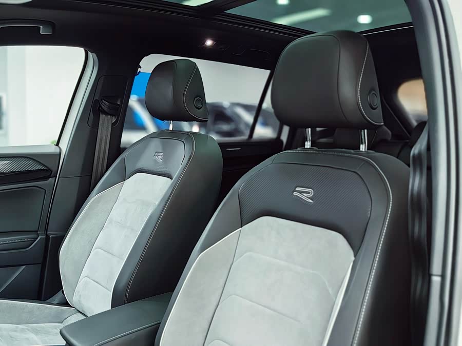 Volkswagen Tayron 2021 car image #13