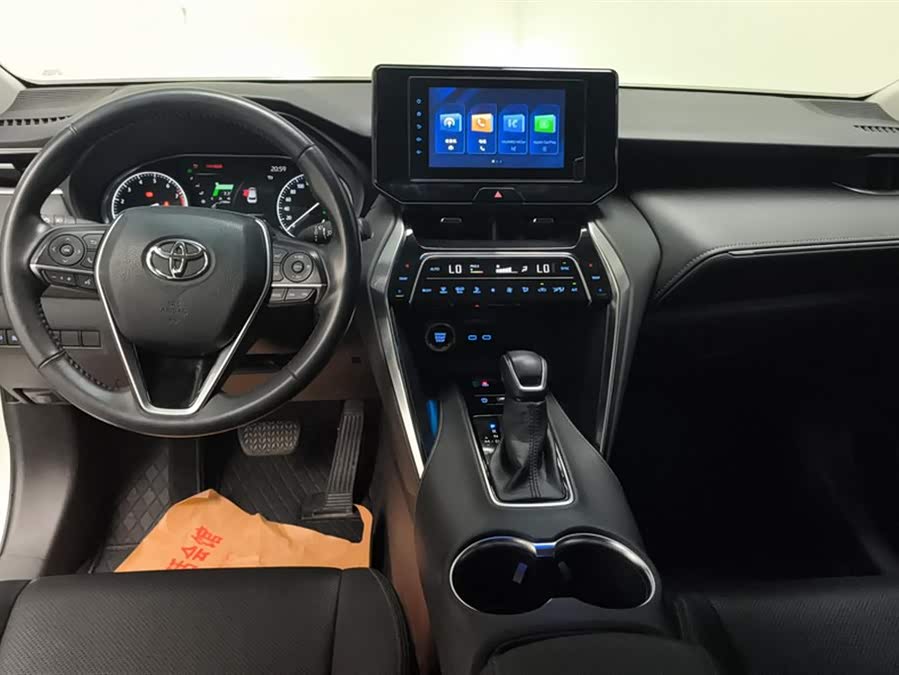 Toyota Harrier 2023 immagine di auto #13