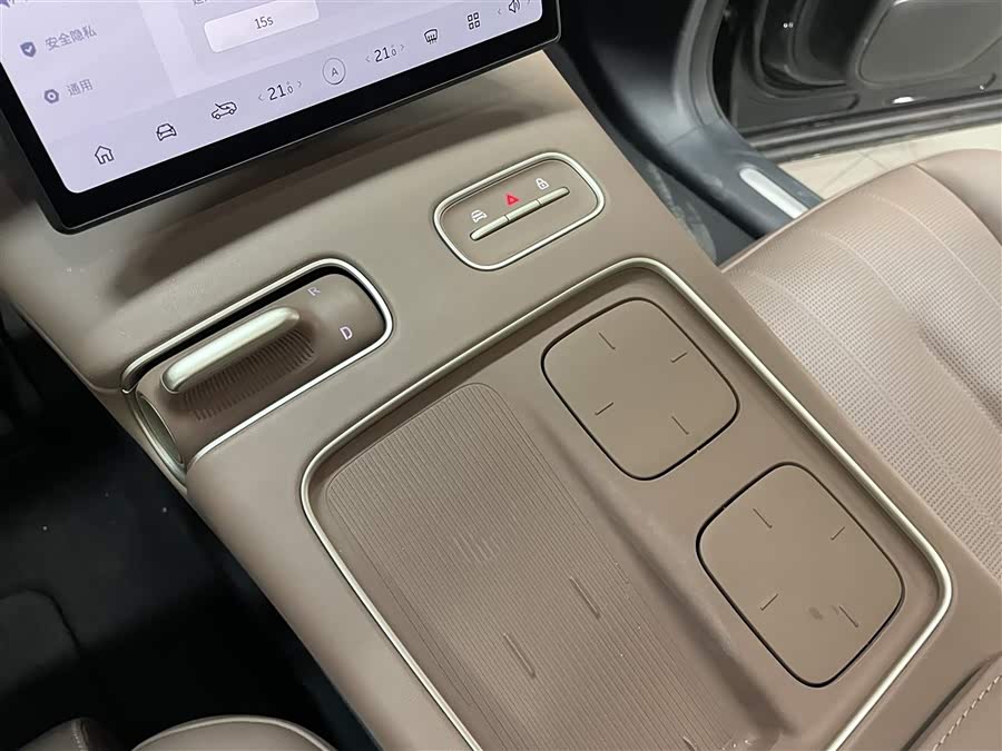 蔚来 蔚来ES8 2024 汽车图片 #13