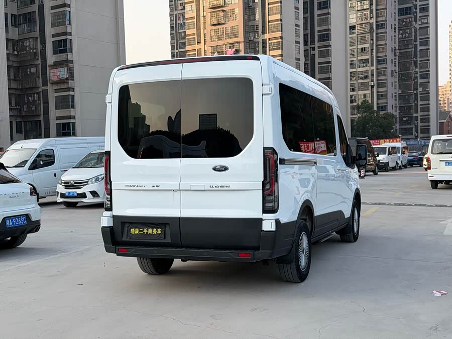 Ford Transit T8 2024 car image #13