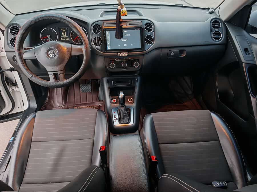 Volkswagen Tiguan 2016 car image #13