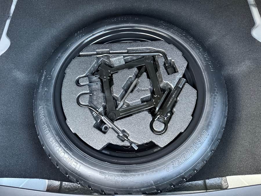 Changan UNI-V 2025 #13 Changan UNI-V 2025 immagine di auto #13