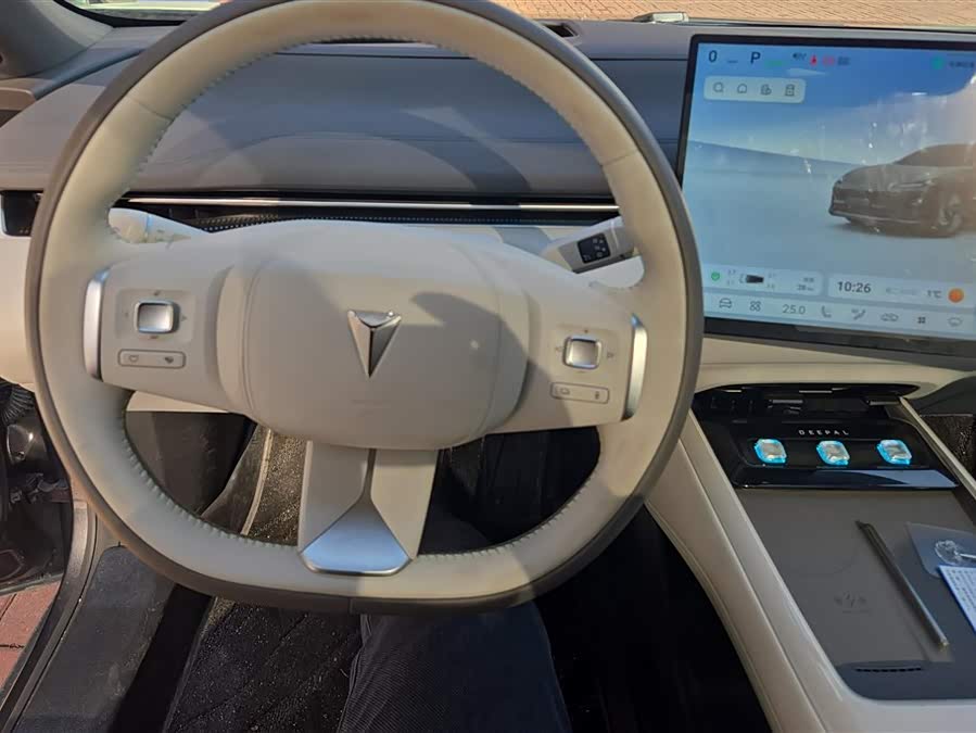 Deepal L07 2025 imagem de carro #13