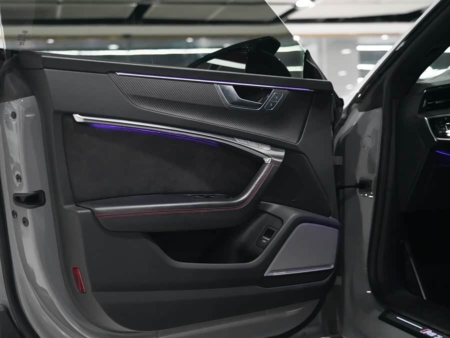 Audi RS 7 2021 car image #13