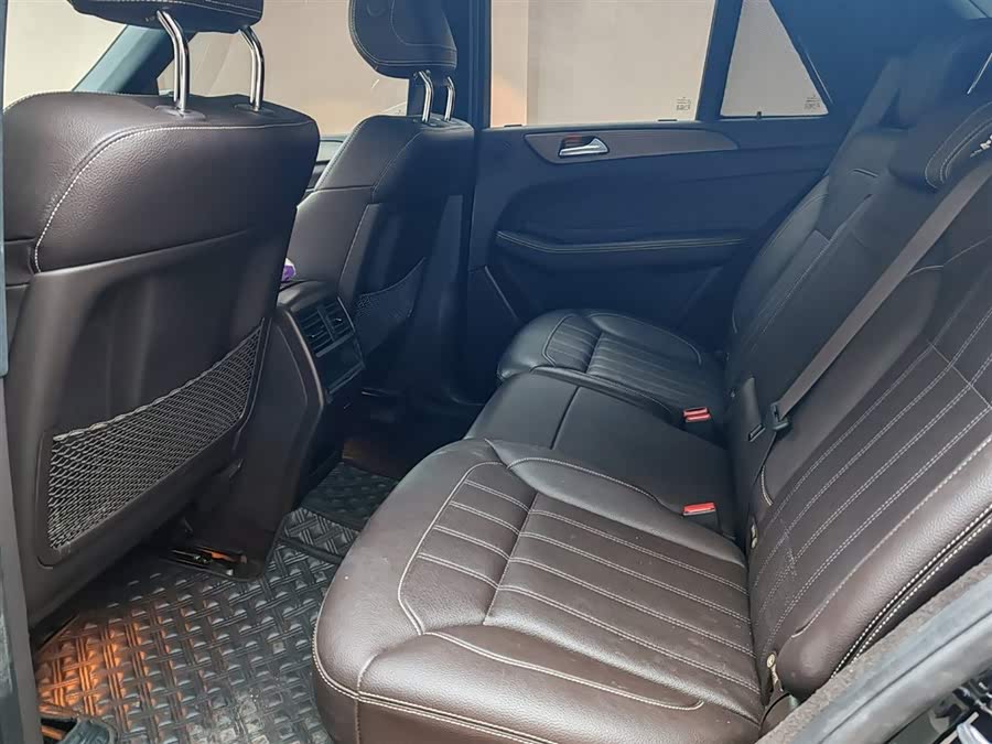 Mercedes-Benz GLE Class 2018 #13 Mercedes-Benz GLE Class 2018 car image #13