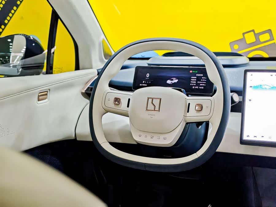 Zeekr X 2023 car image #13