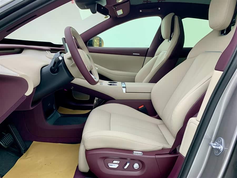 MI YU7 2025 car image #13