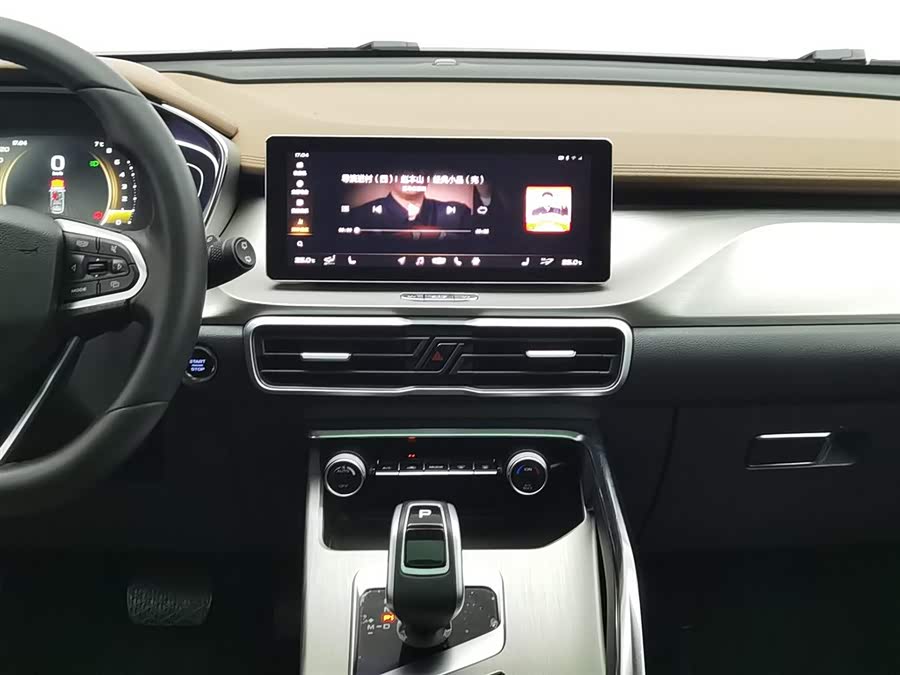 GEELY Coolray 2019 car image #13