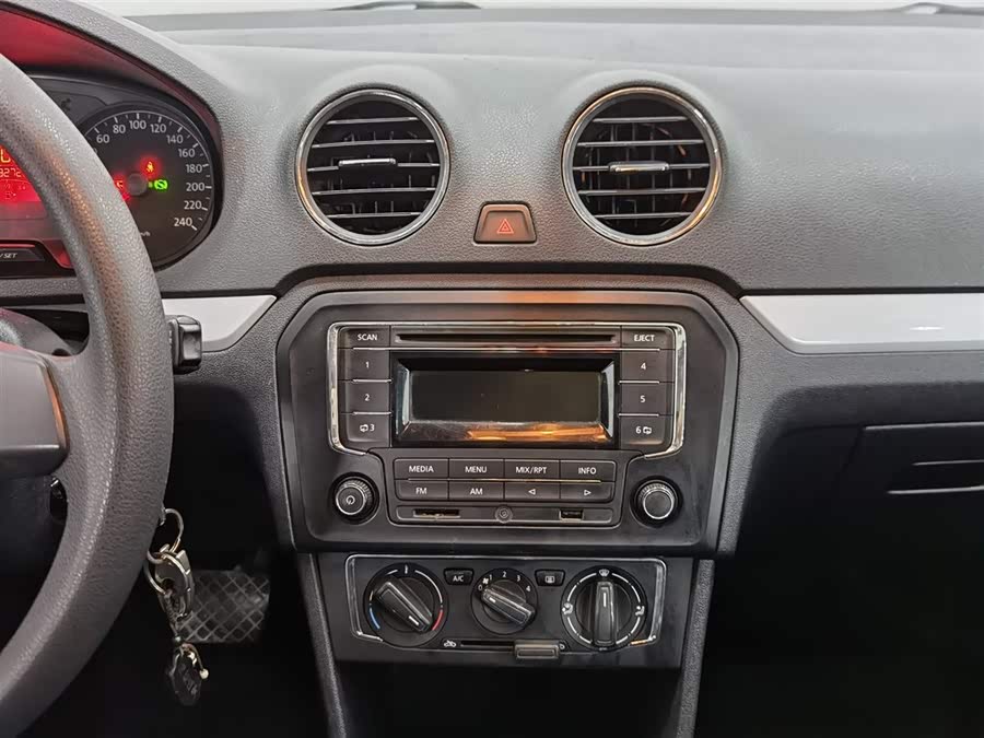 Jetta Jetta 2014 #13 Jetta Jetta 2014 car image #13