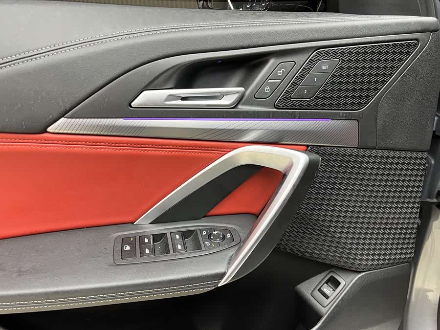 BMW iX1 2024 #13 BMW iX1 2024 car image #13