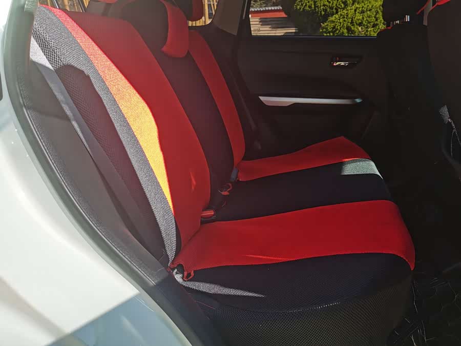 Suzuki Vitara 2016 image de voiture #13