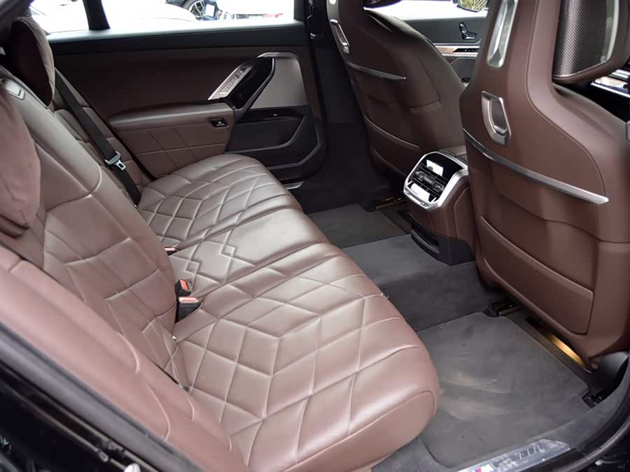 BMW i7 2024 #13 BMW i7 2024 car image #13