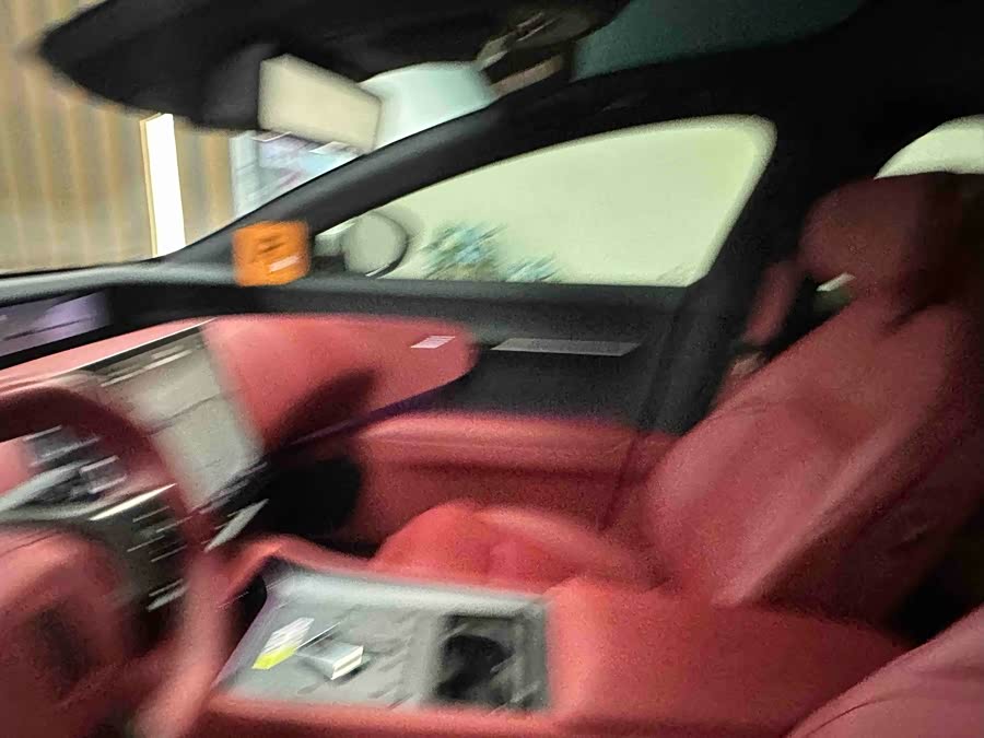 Avatr 12 2025 car image #13