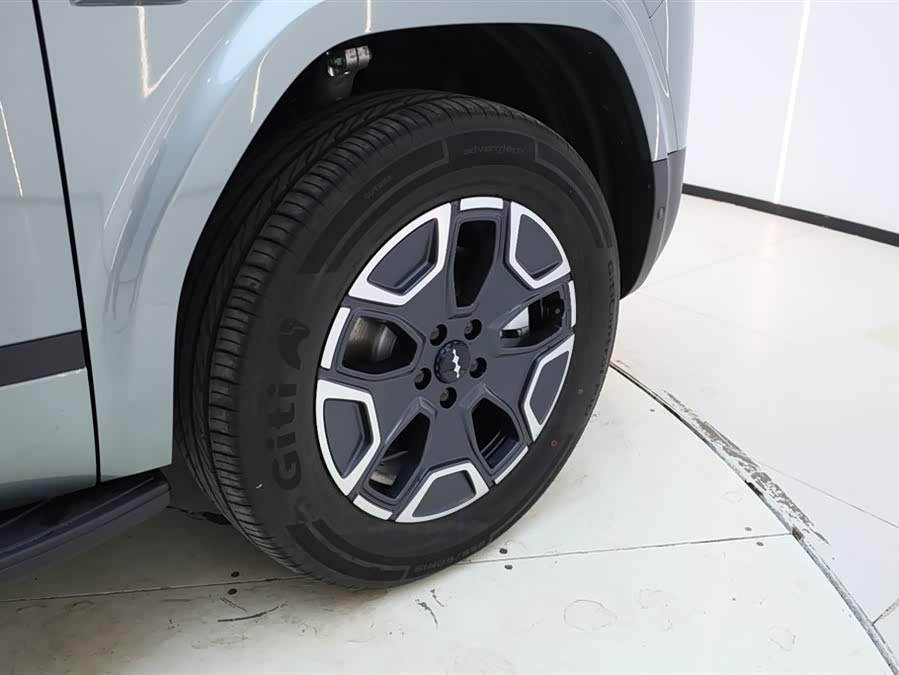 FangChengBao Tiger 7 2025 #13 FangChengBao Tiger 7 2025 car image #13