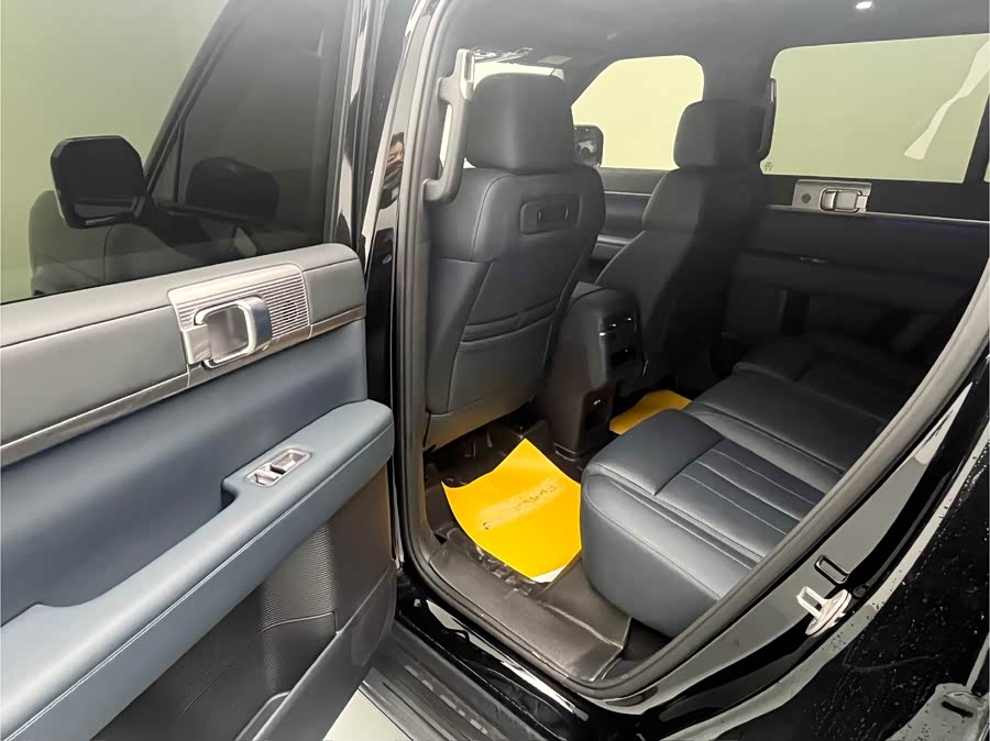 FangChengBao Tiger 7 2025 car image #13