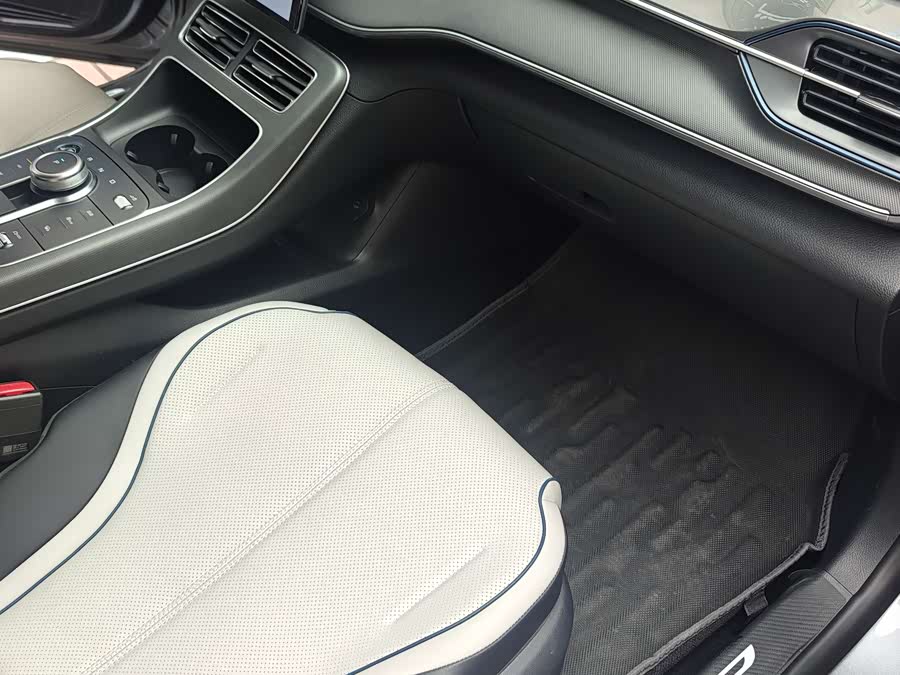 BYD Destroyer 05 2024 #13 BYD Destroyer 05 2024 car image #13