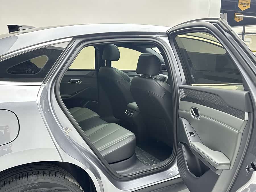 BYD Qin L 2025 car image #13