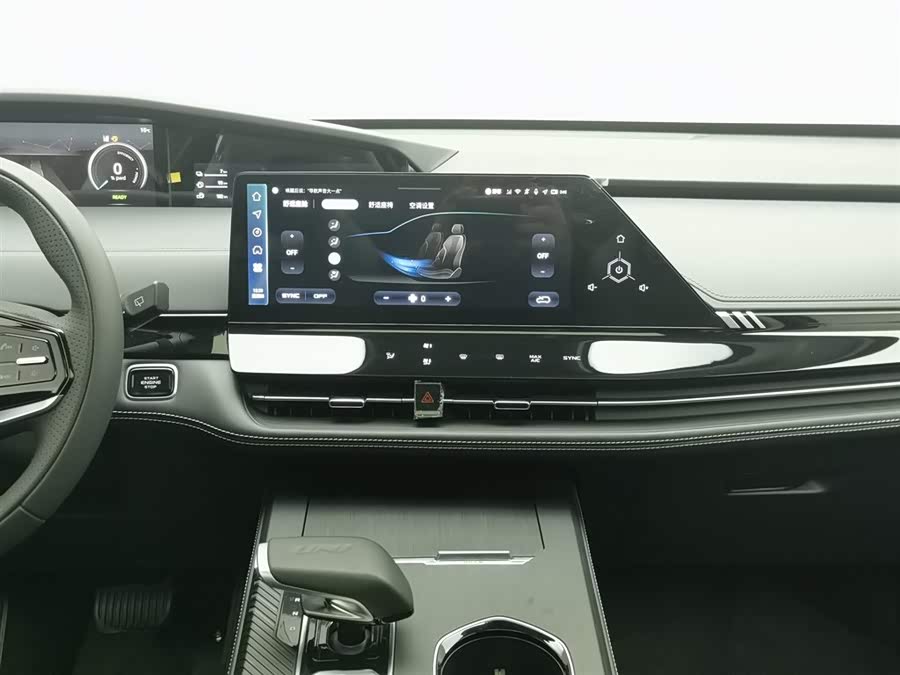 Changan UNI-K iDD 2026 car image #13