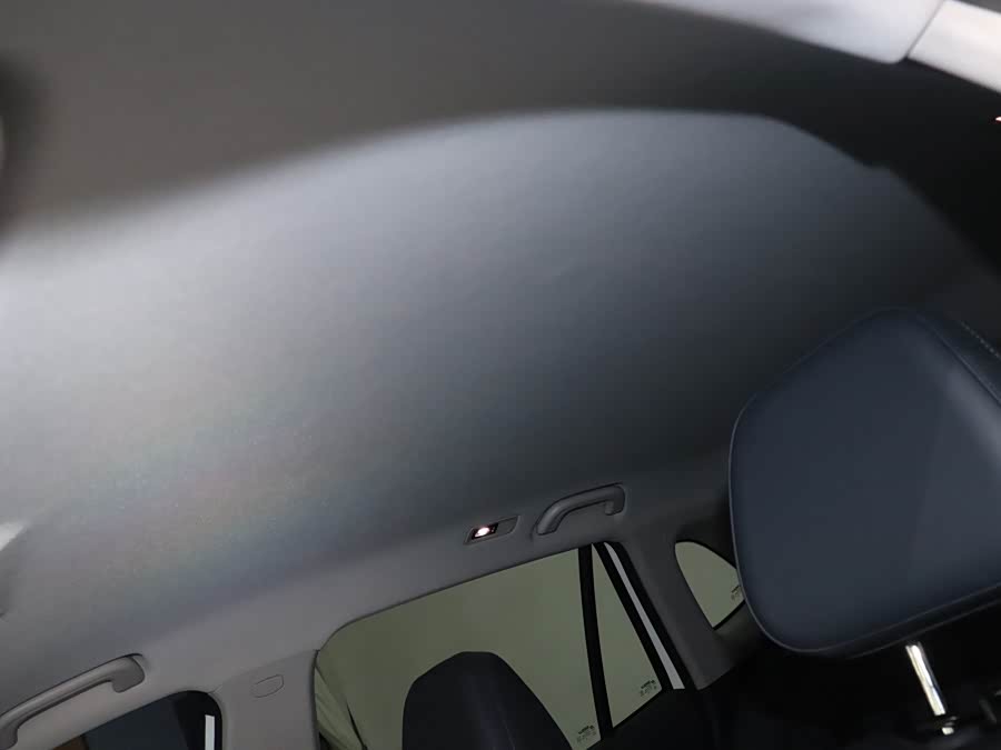 GEELY 2025 #13 GEELY 2025 car image #13