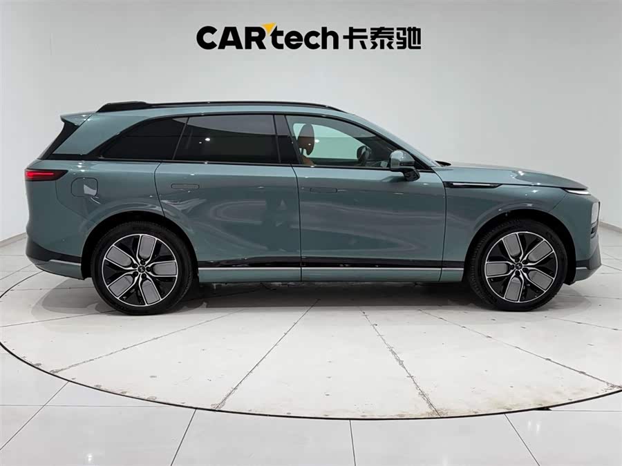 Xpeng G9 2024 immagine di auto #13