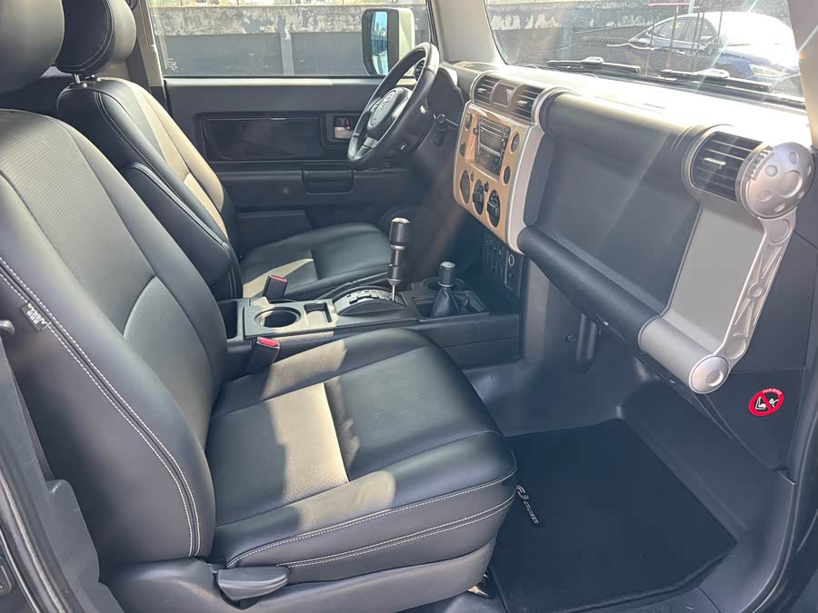 Toyota FJ Cruiser 2008 car image #13