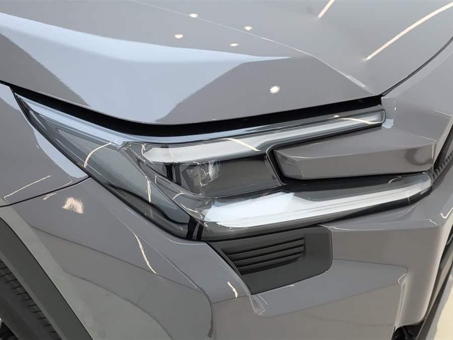 Toyota RAV4 2026 car image #13