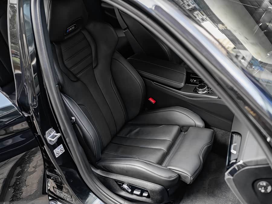 BMW M5 2018 #13 BMW M5 2018 car image #13