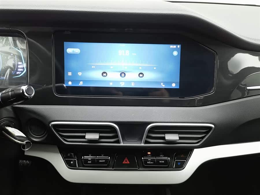 Kaiyi Showjet 2022 #13 Kaiyi Showjet 2022 car image #13