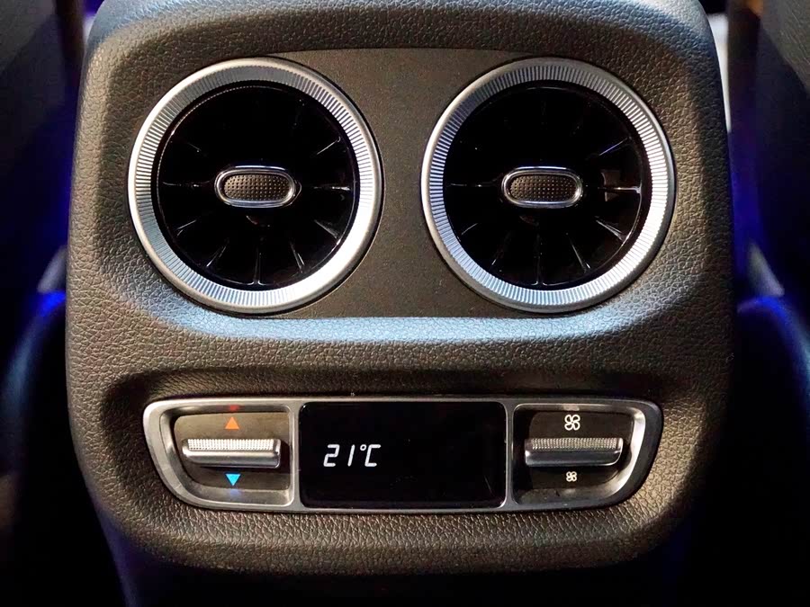 Mercedes-Benz G Class 2024 immagine di auto #13