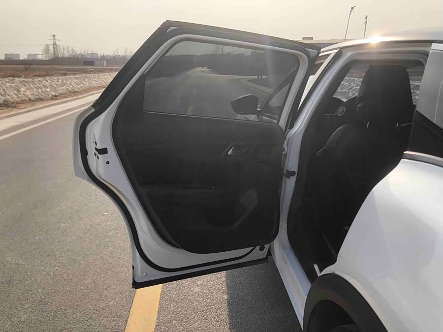 Citroen C5 X 2024 car image #13