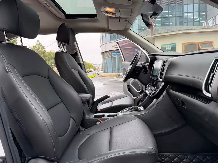 Hyundai ix35 2019 car image #13