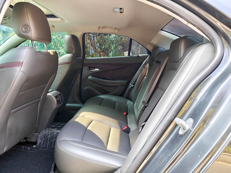 Chevrolet Malibu 2017 car image #13