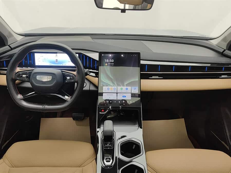 GEELY Boyue L 2024 car image #13