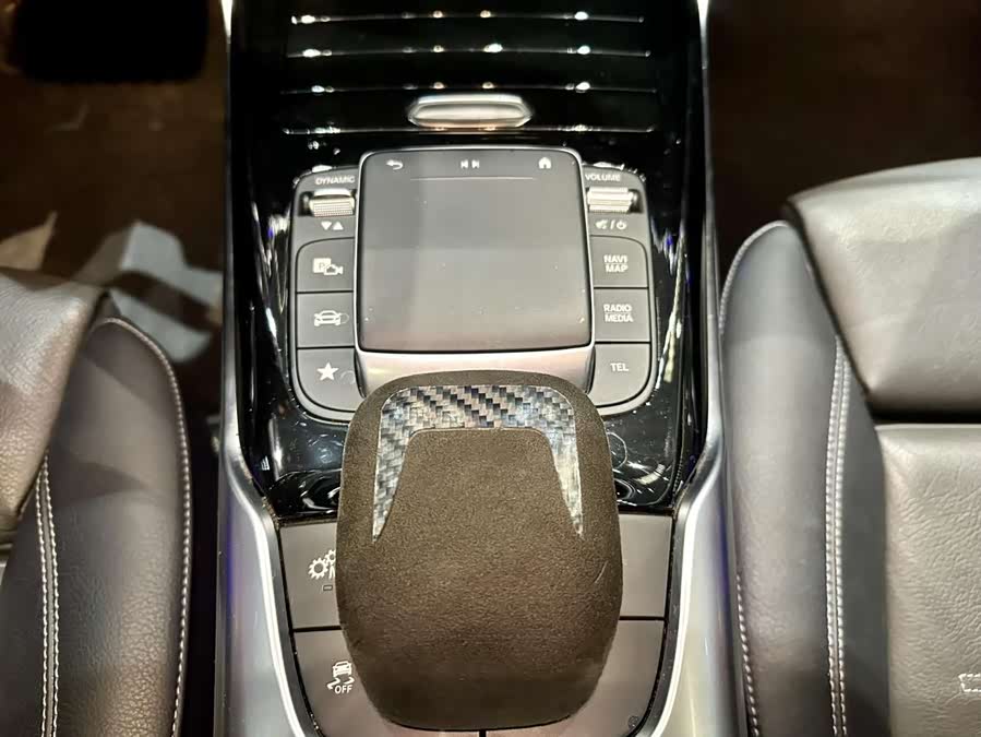 Mercedes-Benz A AMG 2022 #13 Mercedes-Benz A AMG 2022 صورة سيارة #13