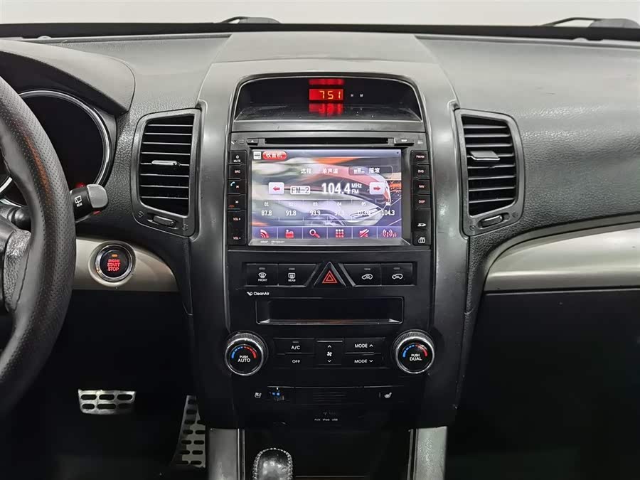 起亚 索兰托 2012 汽车图片 #13